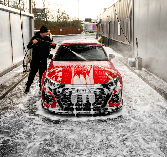 5 UK Petrol Stations Where You Can Wash Your Car the Right Way (And What to Bring)