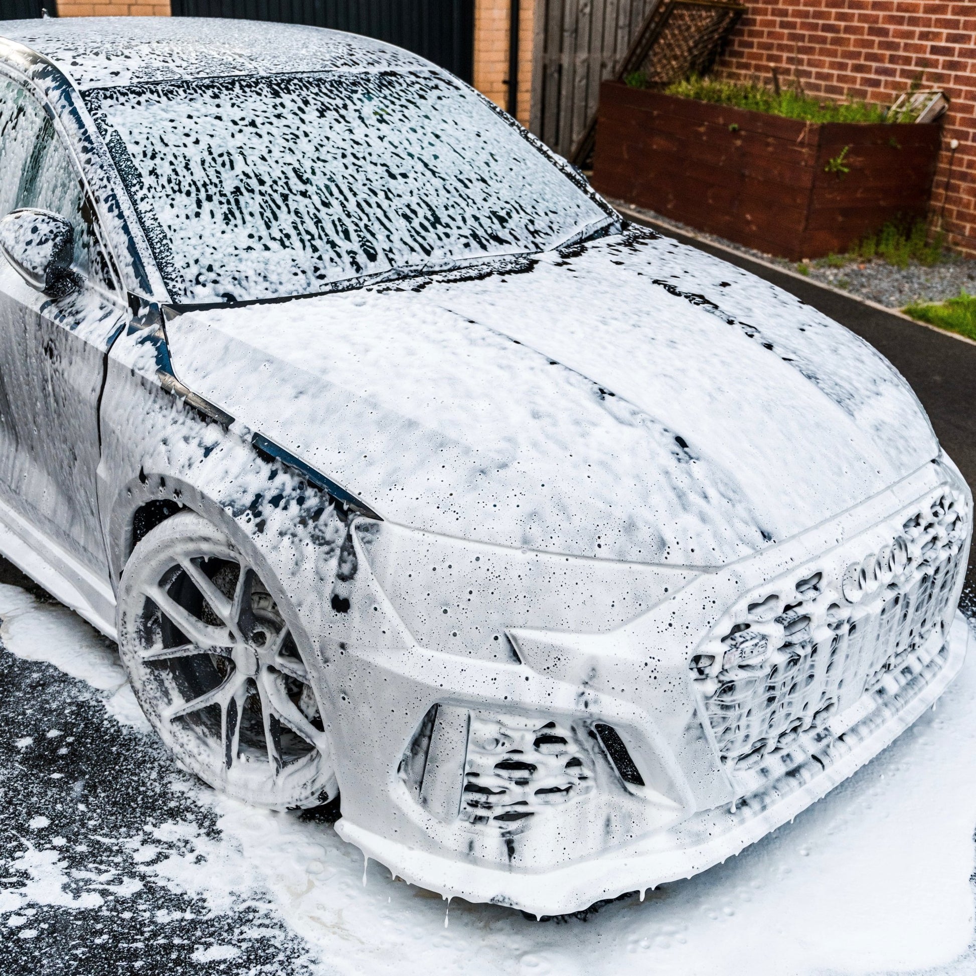 What is snowfoam - DetailingWiki, the free wiki for detailers